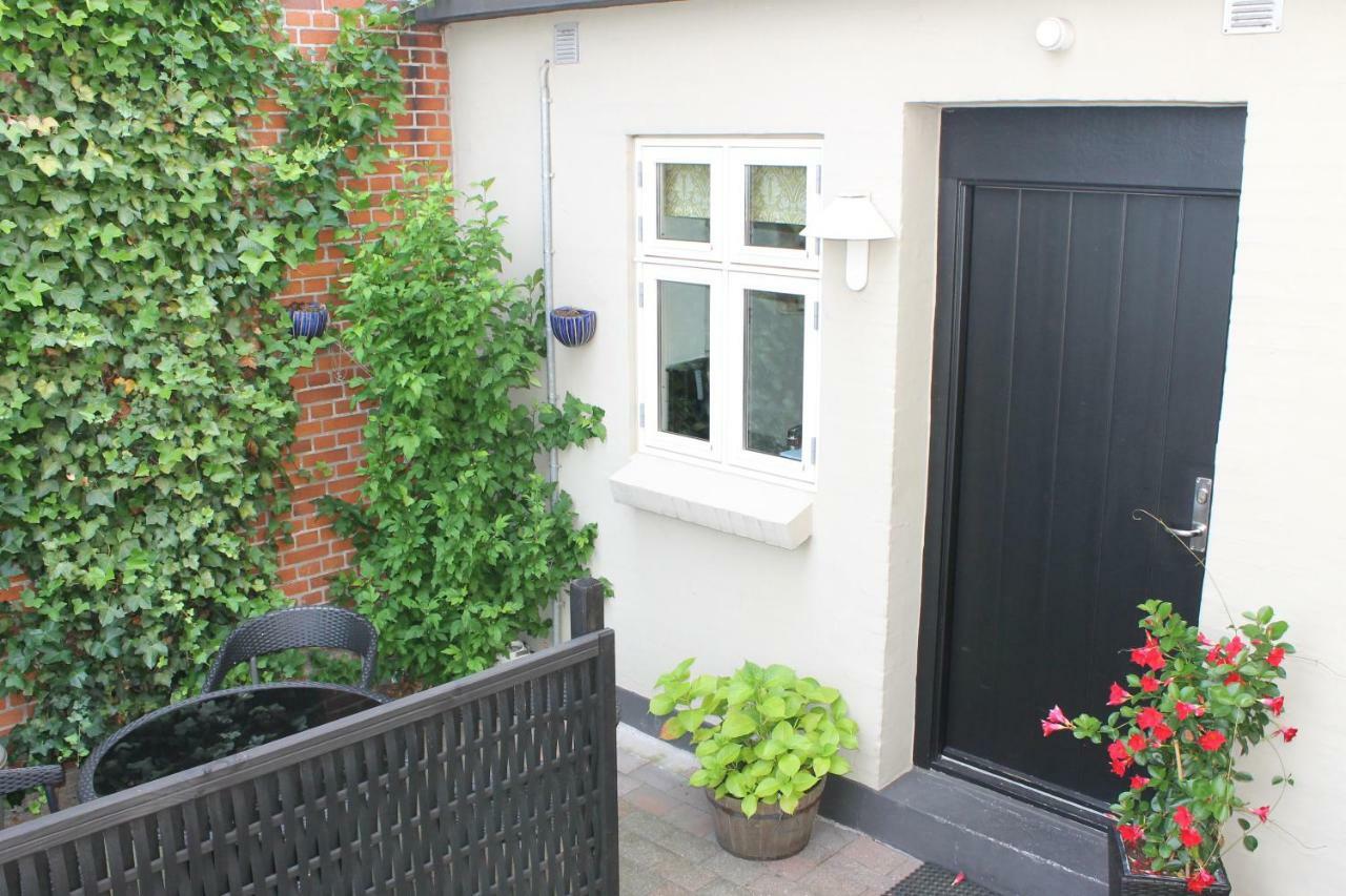 Amalie Bed&Breakfast&Apartments Odense Exterior foto